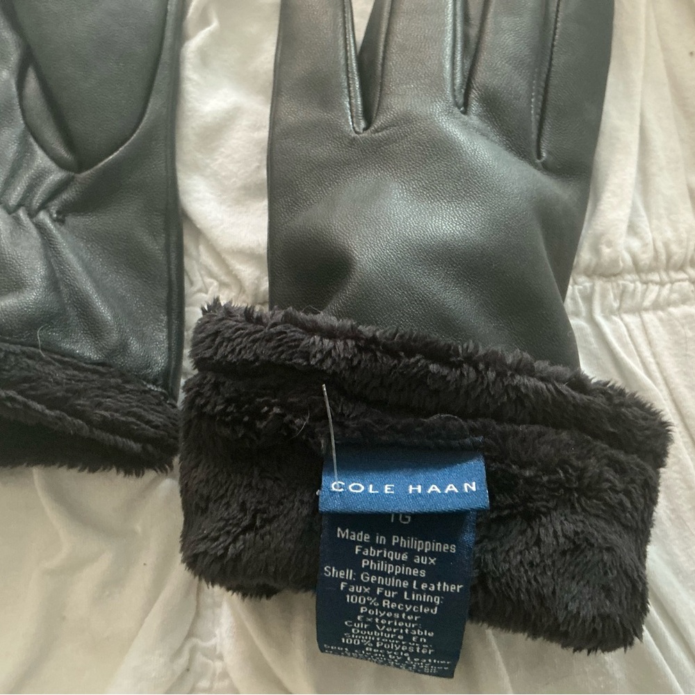 Cole Haan Black Leather Gloves with Fleece Cuff